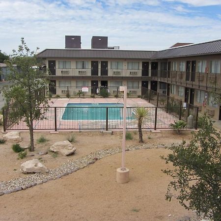 Howard Johnson By Wyndham Odessa Tx Exterior foto