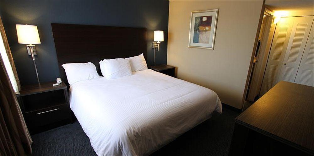 Howard Johnson By Wyndham Odessa Tx Exterior foto