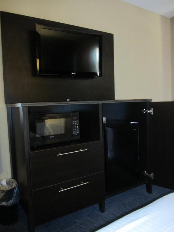 Howard Johnson By Wyndham Odessa Tx Quarto foto