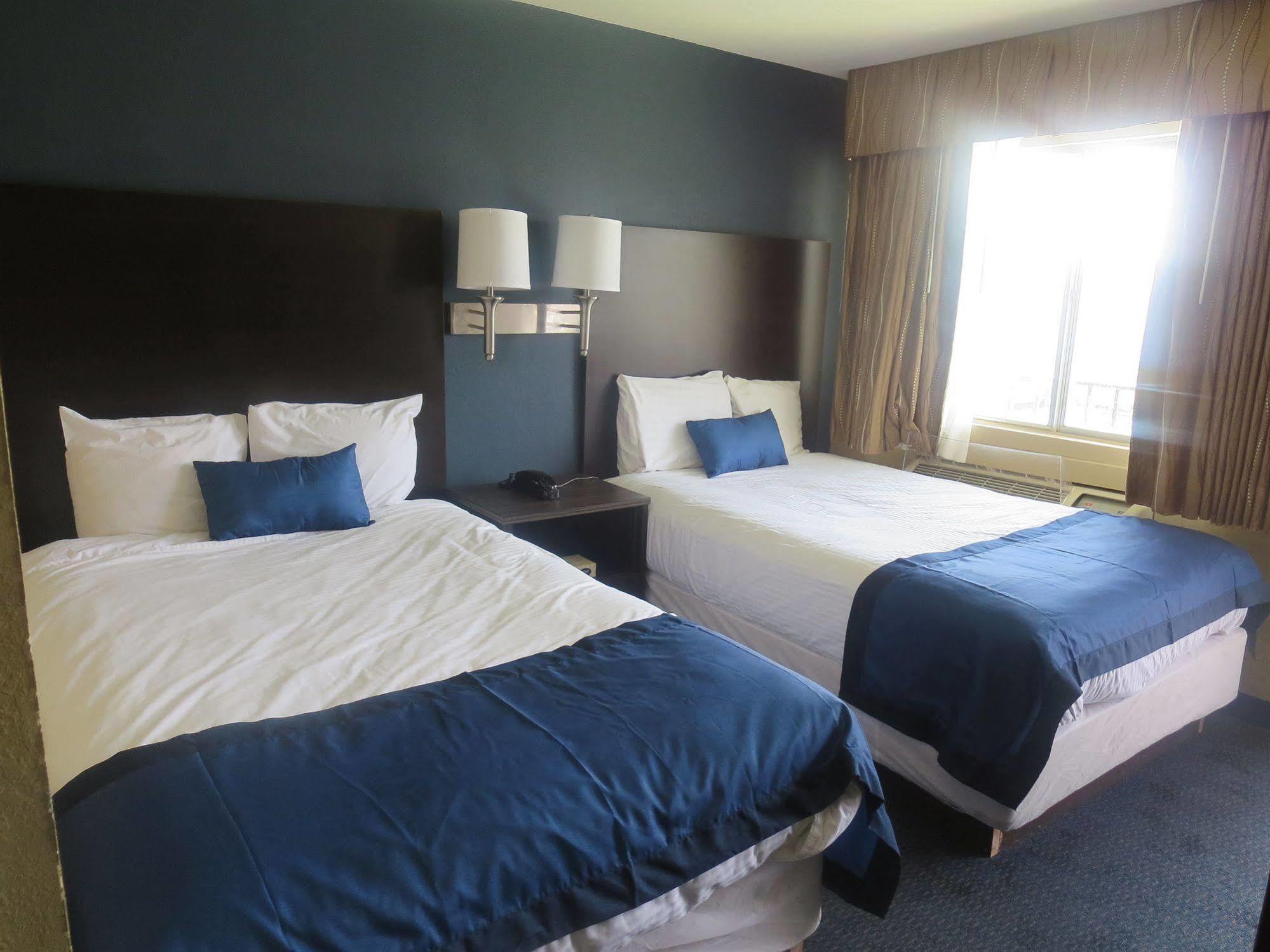 Howard Johnson By Wyndham Odessa Tx Exterior foto