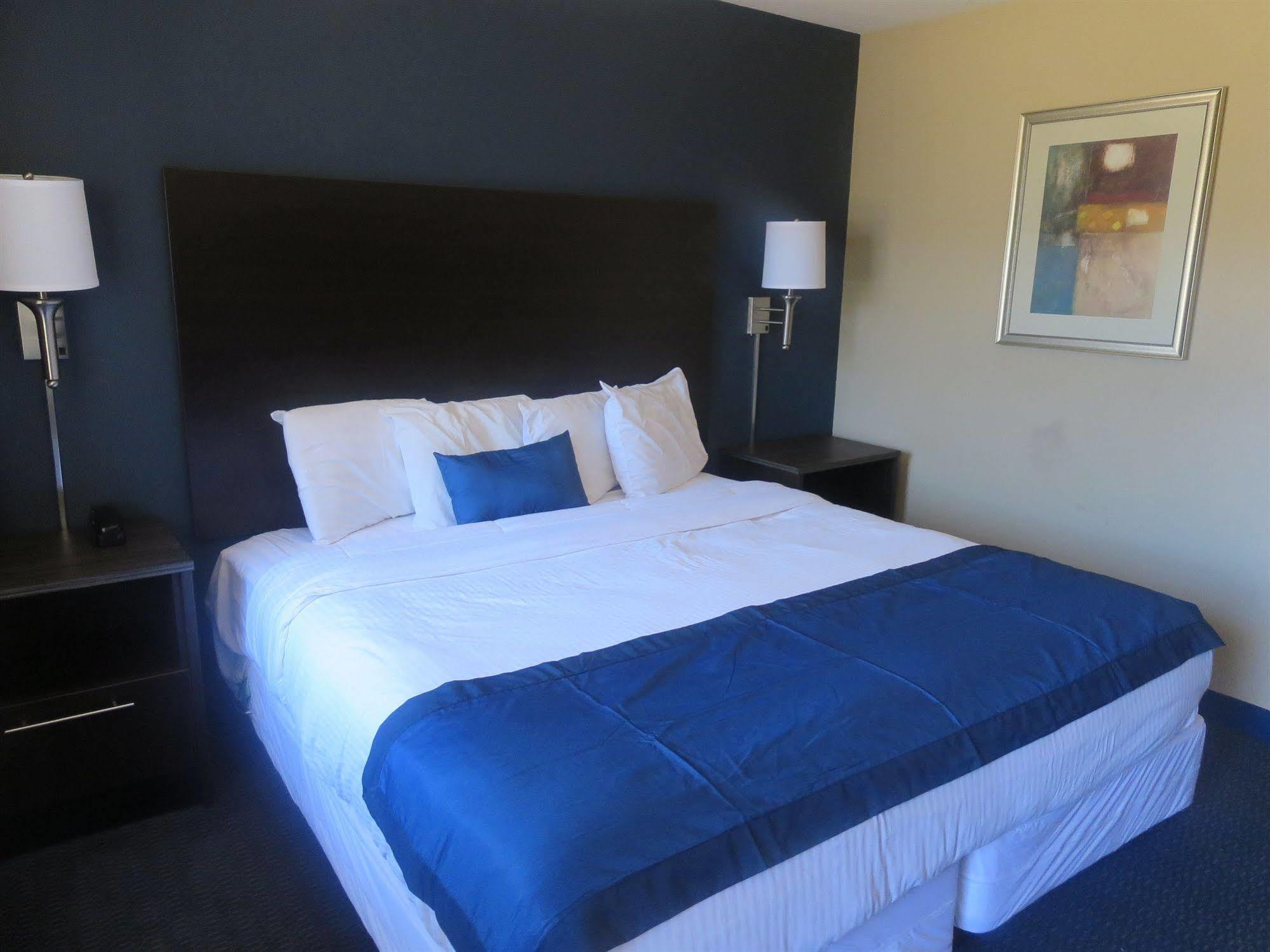 Howard Johnson By Wyndham Odessa Tx Exterior foto