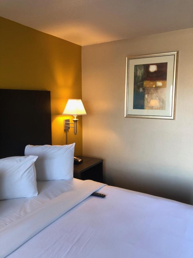 Howard Johnson By Wyndham Odessa Tx Exterior foto