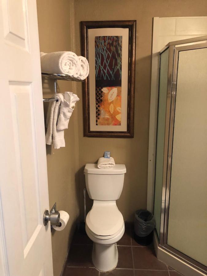 Howard Johnson By Wyndham Odessa Tx Exterior foto